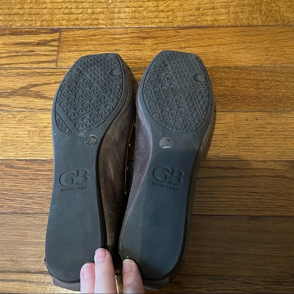 Gianni Bini Brown Flats - Picture 3 of 3